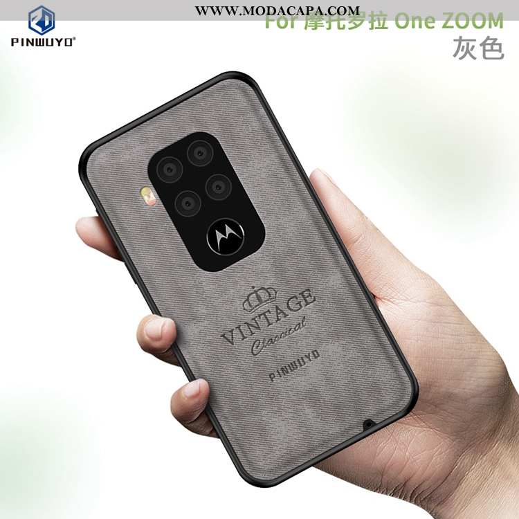 Capas Motorola One Zoom Slim Tecido Preto De Grau Super Fosco Baratos