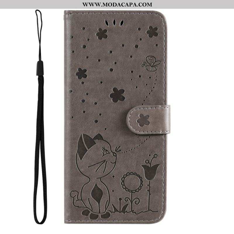 Capa Folio Para Moto E40 / E30 / E20 De Cordão Gato E Abelha Com Cordão