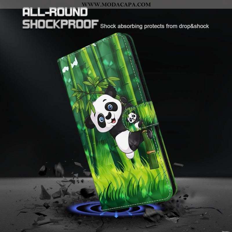 Capa Flip Para iPhone 15 Plus De Cordão Panda De Bambu 3d Com Alça